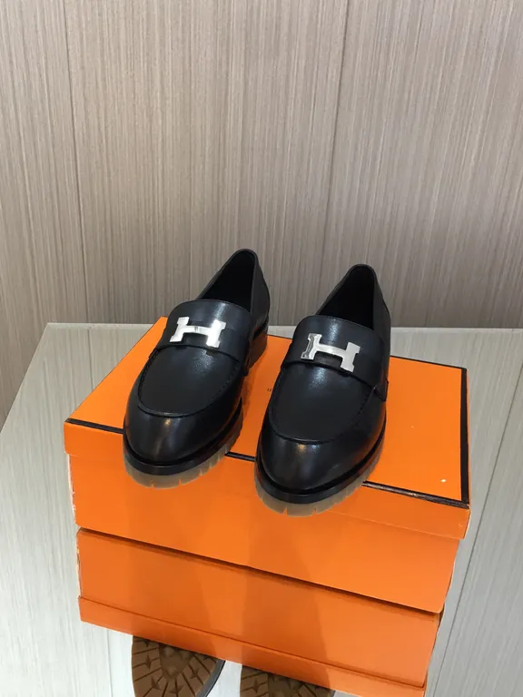 Hermes Shoe 